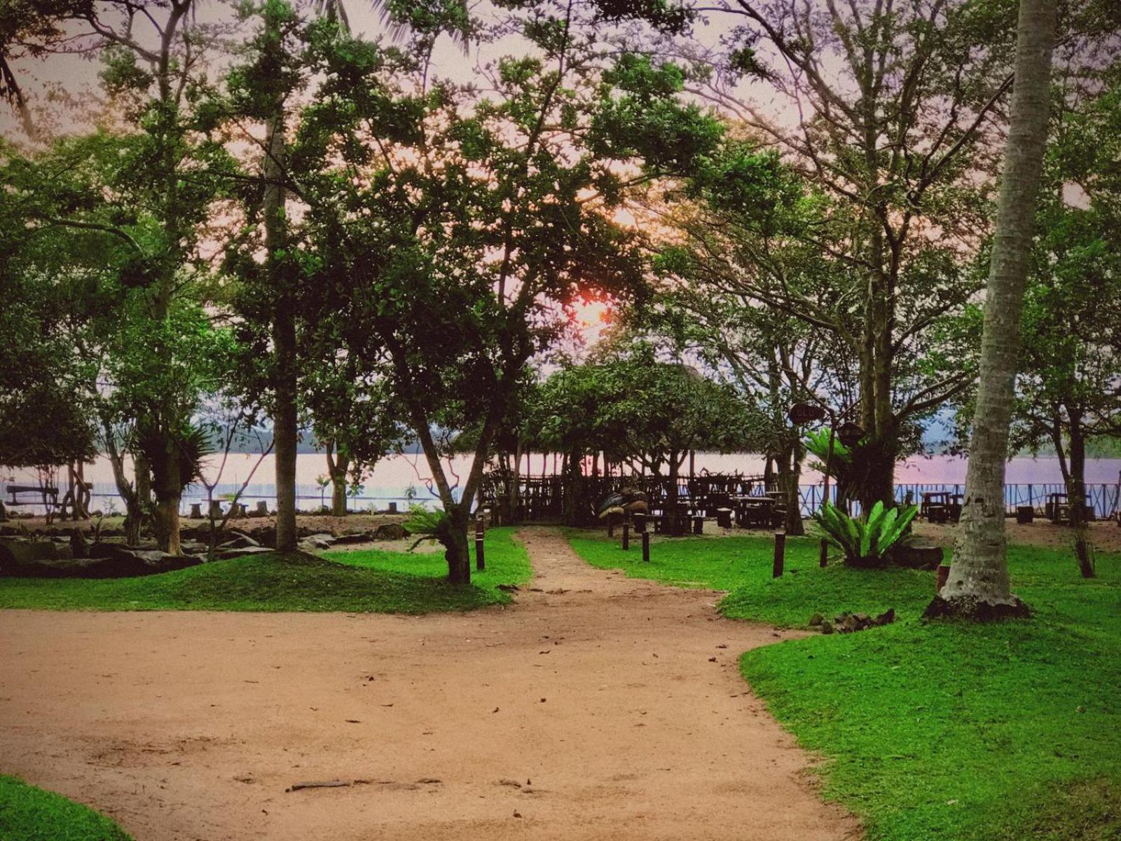 Lake Resort Bolgoda Wadduwa Exterior photo